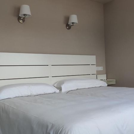 Hotel Roman Naveces المظهر الخارجي الصورة